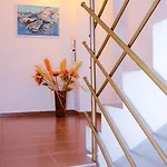 Nirvana 内塞伯尔