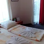 Nirvana 内塞伯尔