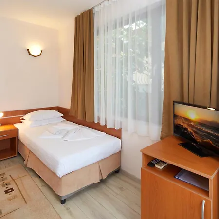 Къща за гости нирвана 4*