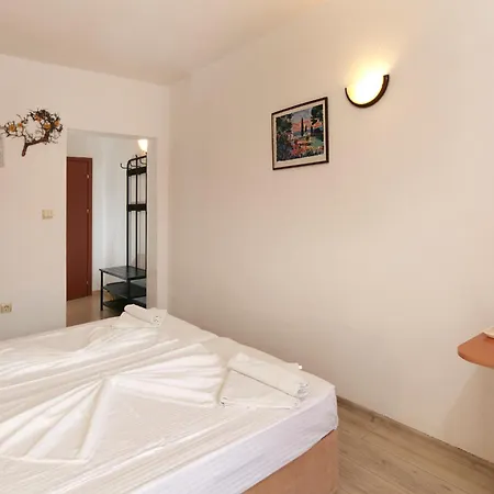 Nirvana 3* Nesebar
