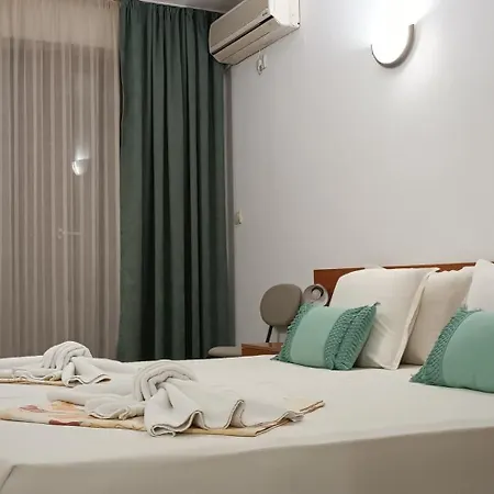 Nirvana Guest house 3*