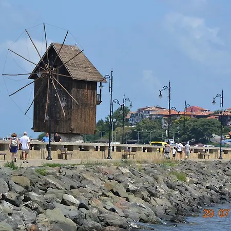 Nirvana Несебр