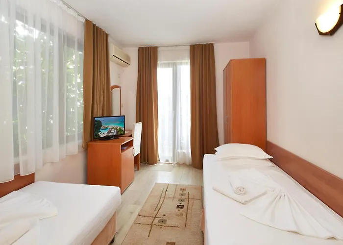 Nirvana Gæstehus 4*