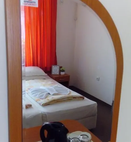 Nirvana Gæstehus 4*